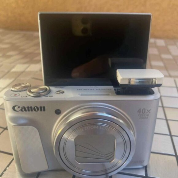 Canon PowerShot SX730 HS 20.3MP Digital Camera – Silver – Works Perfect - Picture 4 of 8